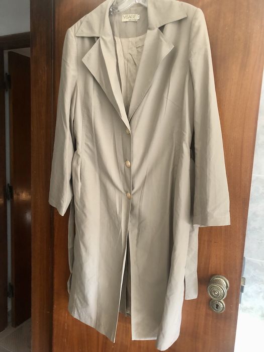 Varias pecas novas e calcas em bom estado ver fotos