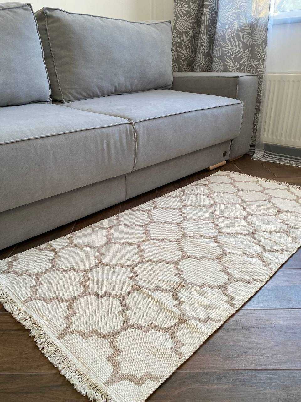Коричнево-білий турецький килим, коврик, ковер