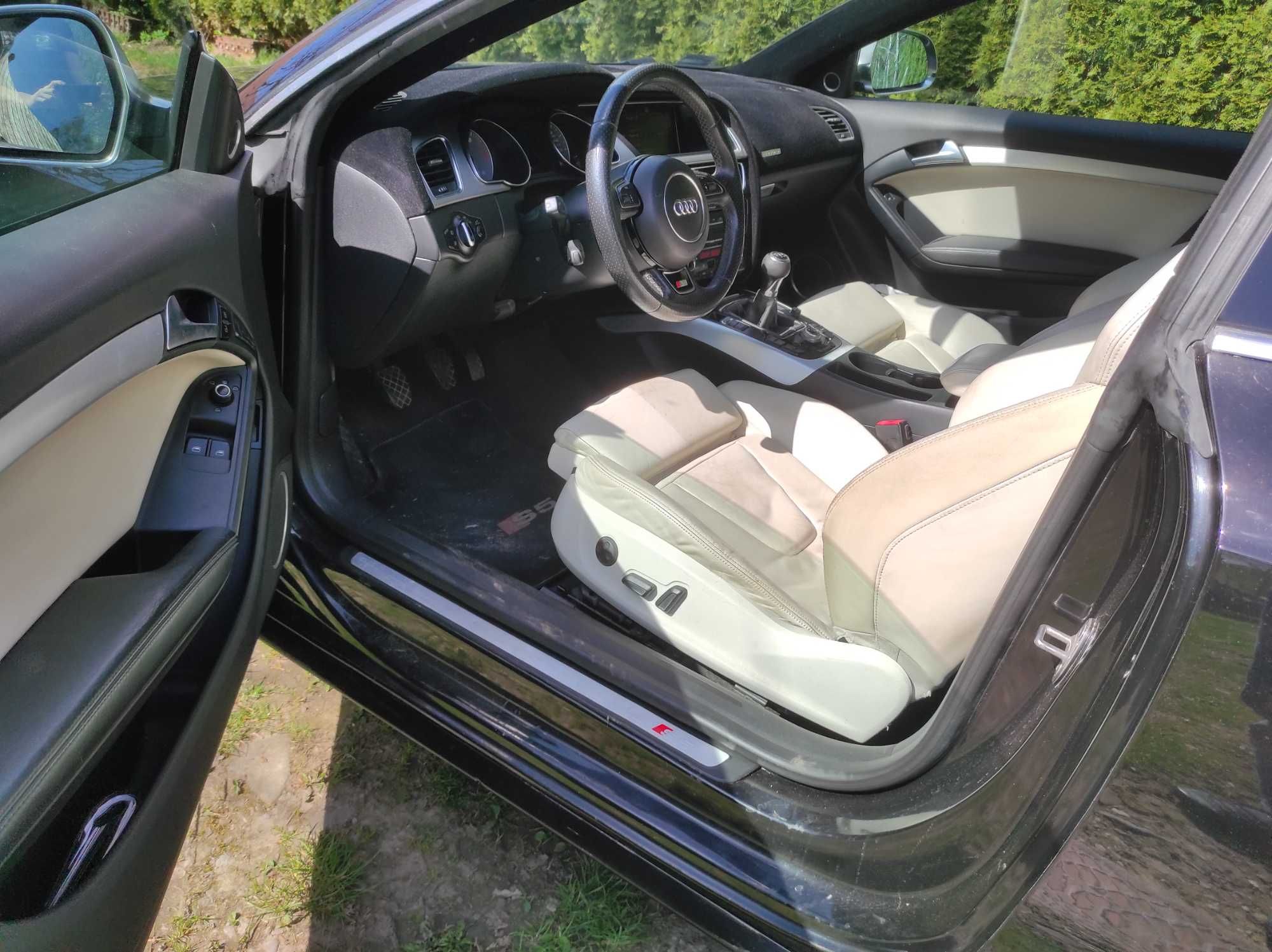 Audi  S5  Quattro  V8