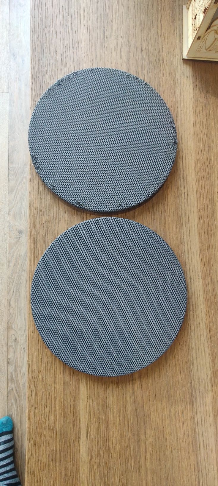 Kolumny Focal chora 806
