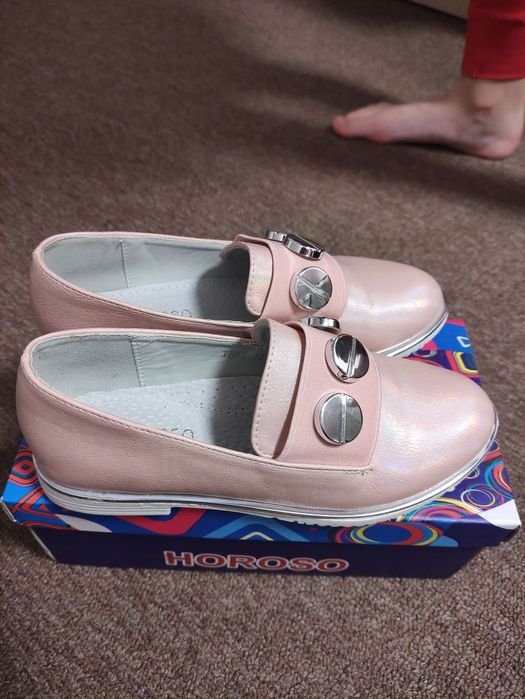 Розові балетки, мокасини