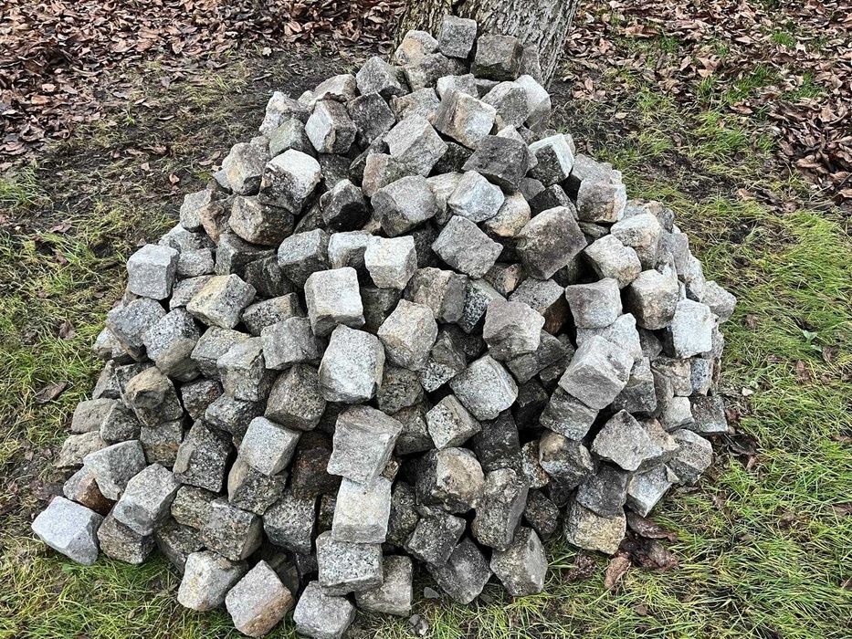 sprzedam kostkę granitową średnią 9/11 z rozbiórki