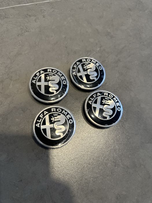 Колпачки заглушки в диски alfa romeo giulia