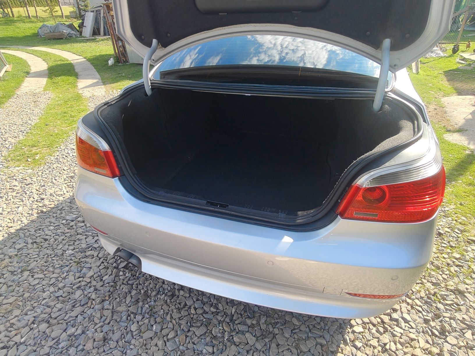 BMW E60 520i 2.2