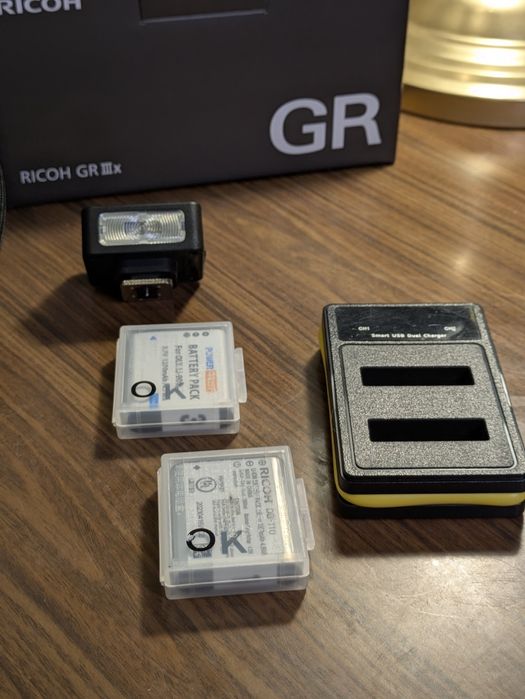 Câmara fotográfica Ricoh GR IIIx – 5500 disparos apenas