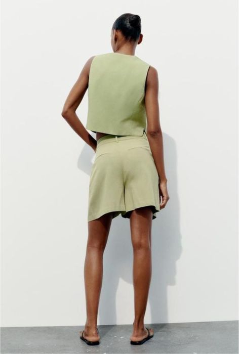 Шорти Zara бермуди з високою посадкою та защипами