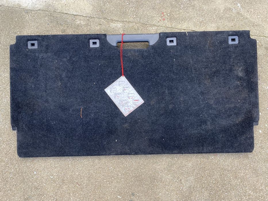 Задня полка Nissan Rogue t32