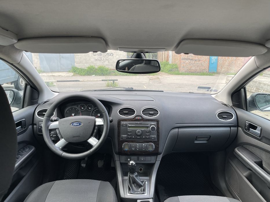 Продам Ford Focus 2004 р, в максимальній комплектаціі