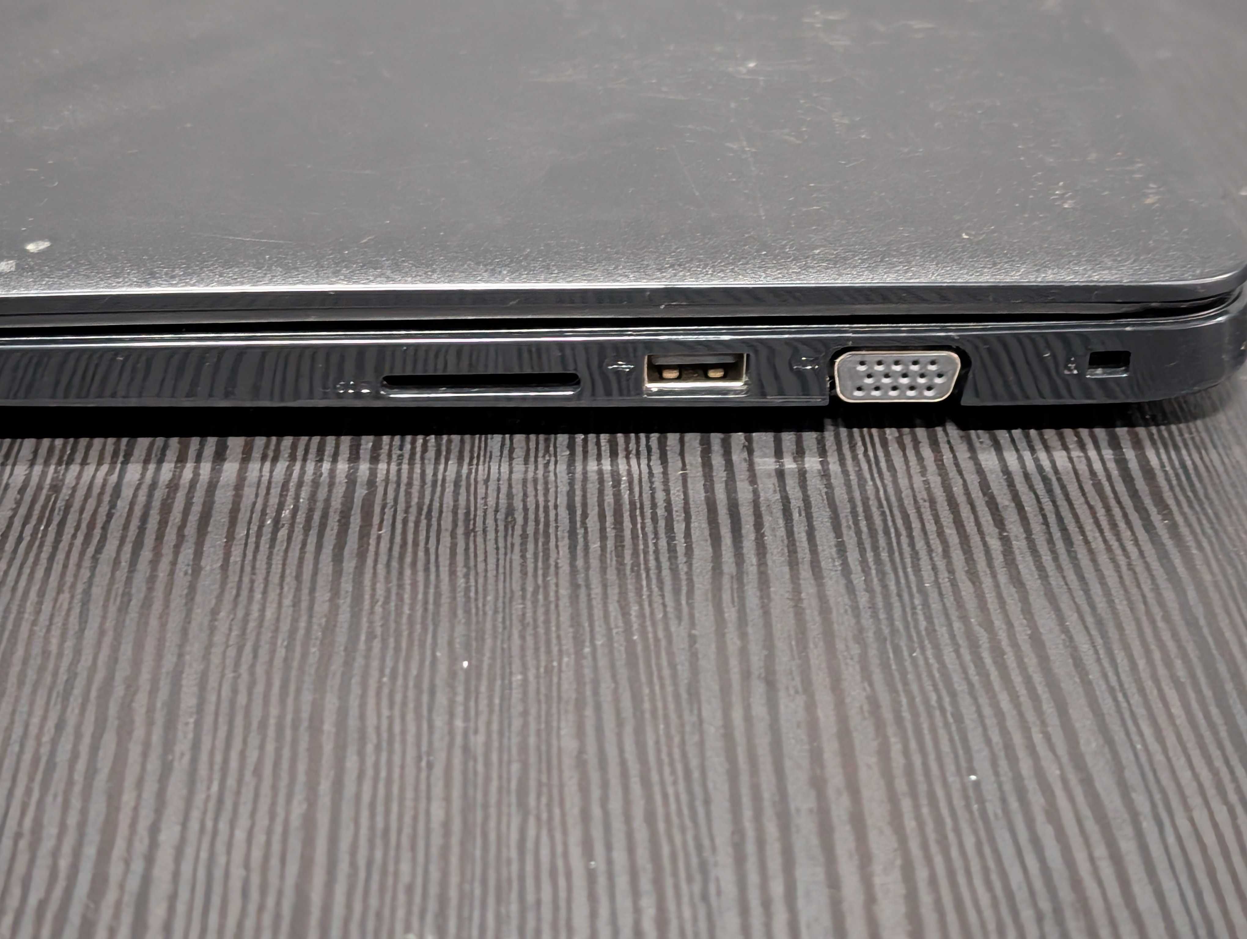 Portátil Dell Latitude 3500 i7-8565U 16GB 256GB