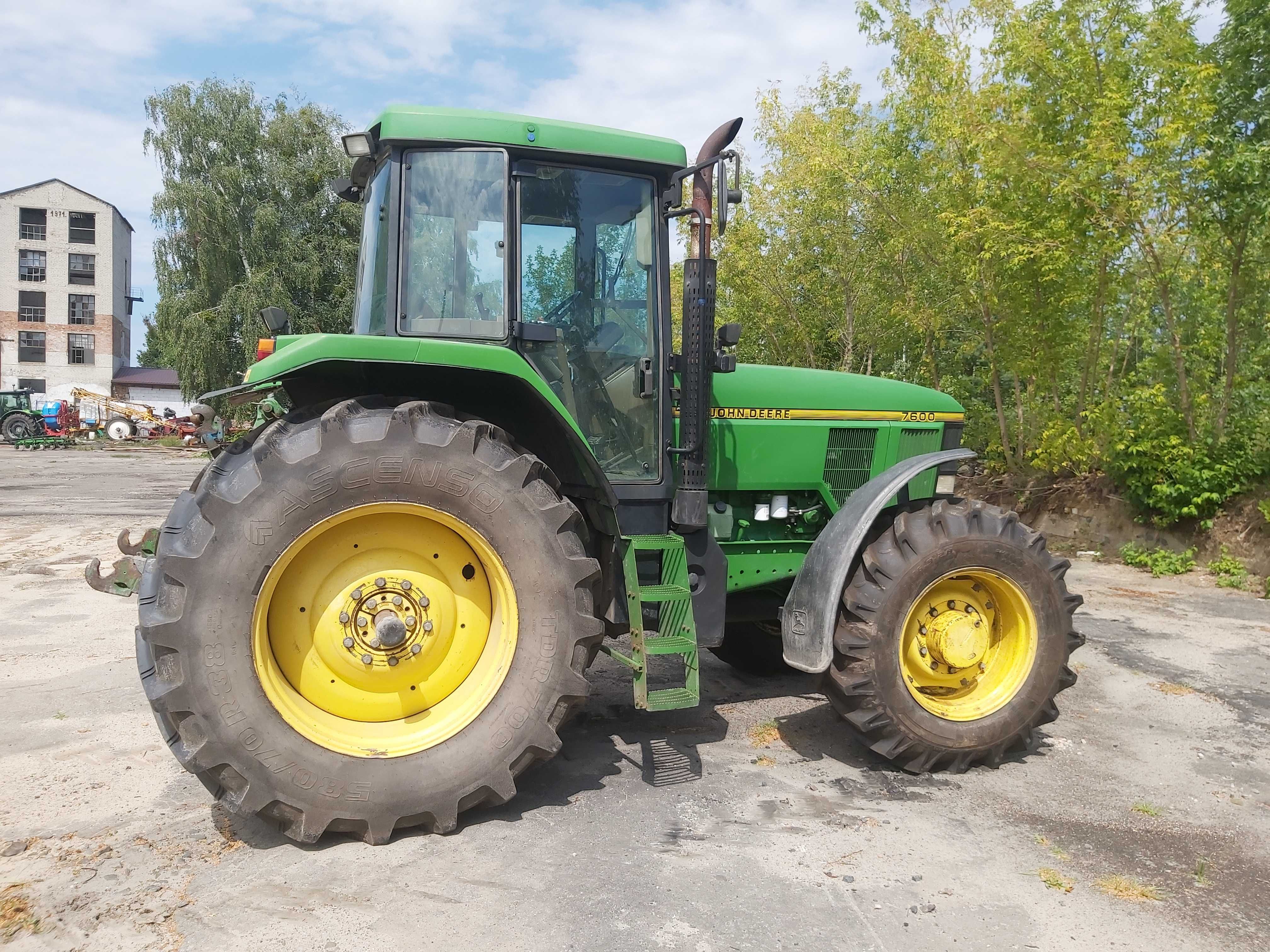 Трактор John Deere 7600 - 1995 рік