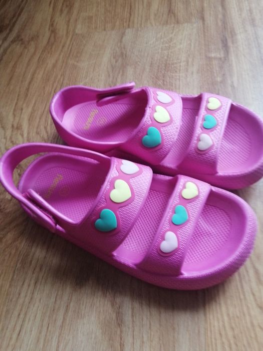 Sandały nowe, piankowe, dziewczece 35
