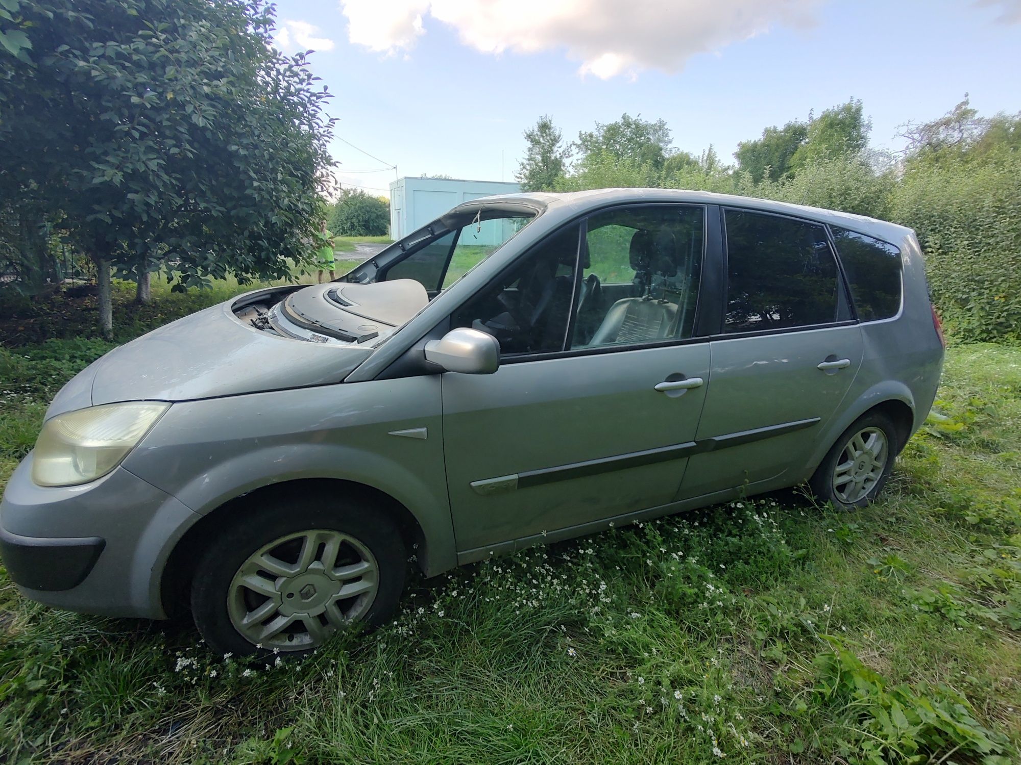 Рено гранд сценік 2