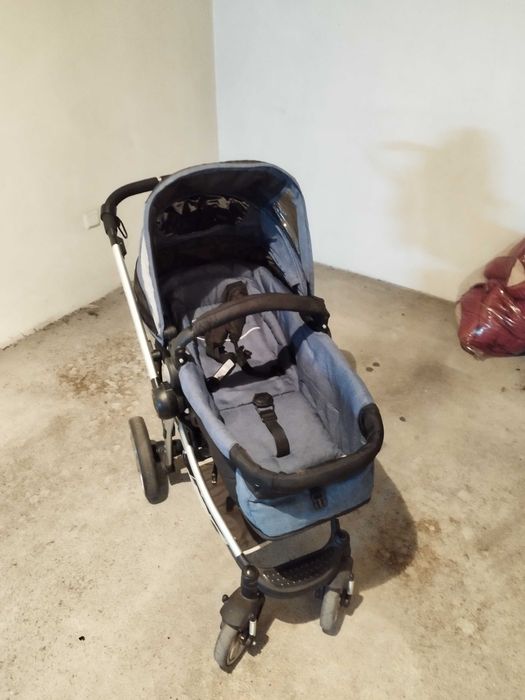 Carrinho bebe dobrável