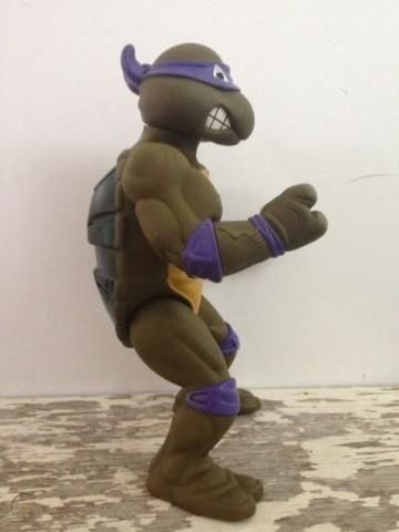 Teenage Mutant Ninja Turtles (Tartarugas Ninja) Playmate Donatello 33c