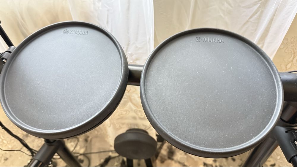Продам електронну барабанну установку Yamaha DTX432K