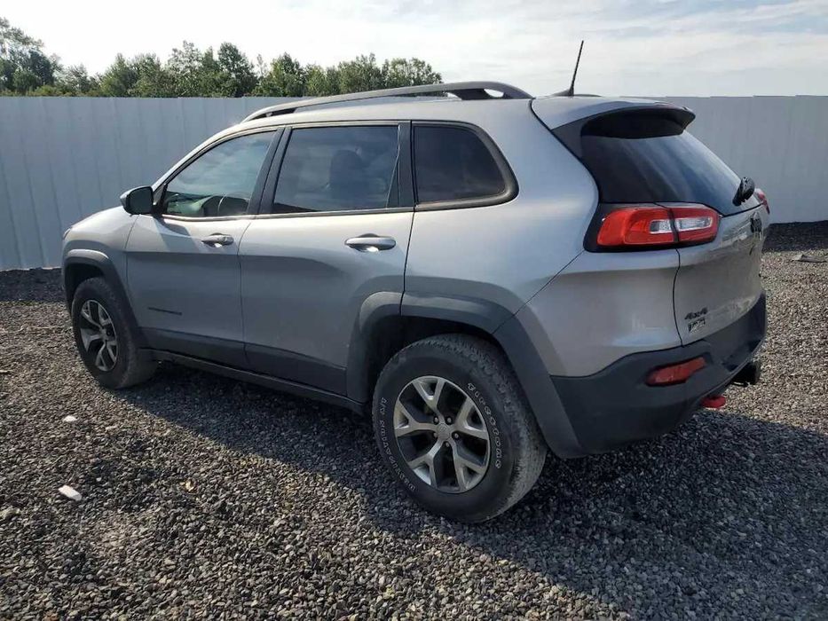 Бампер Jeep Cherokee розборка шрот