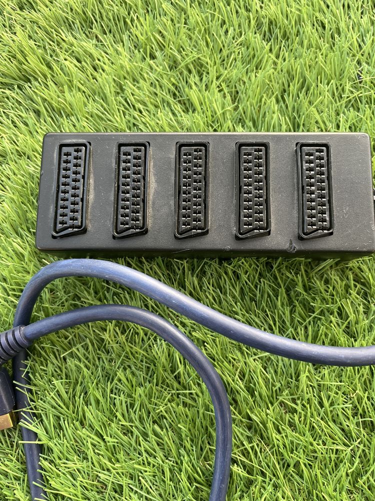 Derivador Scart 1 Scart Macho - 5 Scart Femea