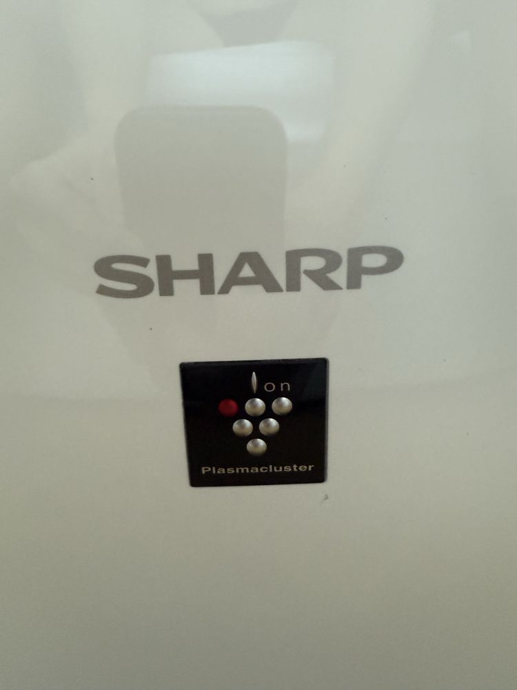 Oczyszczacz powietrza Sharp FP-J30EU-A z jonizatorem