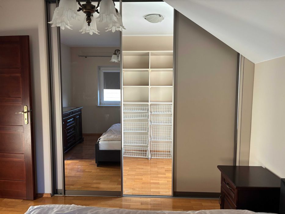 Dom z ogródkiem w centrum Góry Kalwarii