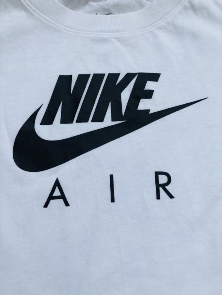 Оригинальная футболка-топ Nike на девочку 10-12 лет