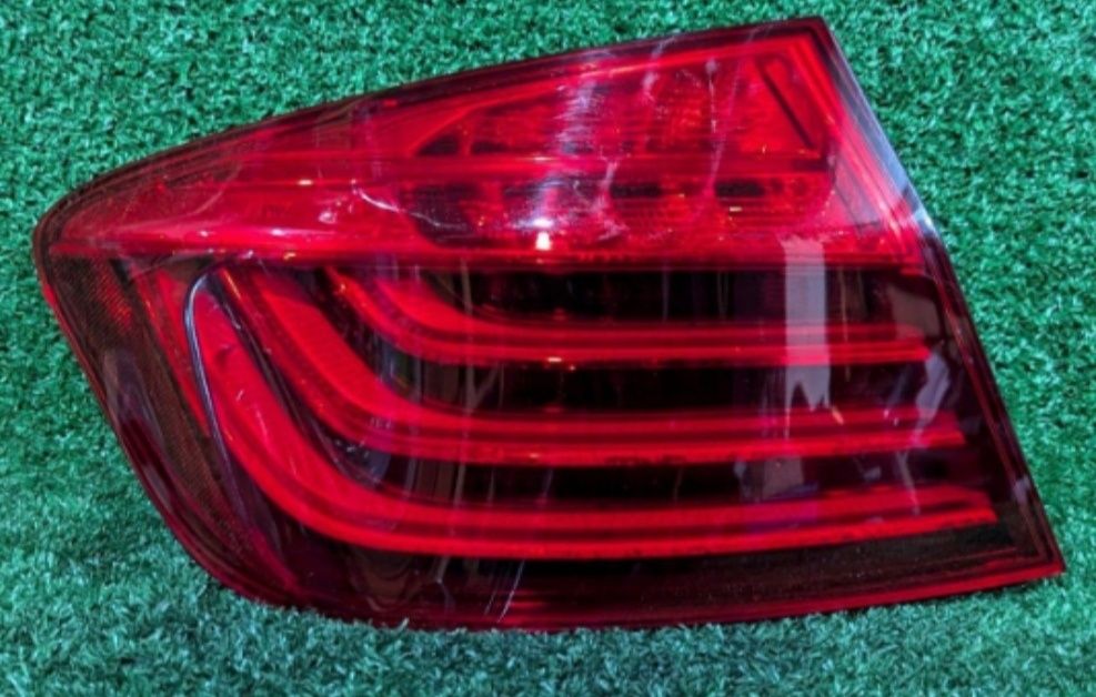 Переробка ліхтарів BMW F10 із США під Європу.Жовті повороти бмв