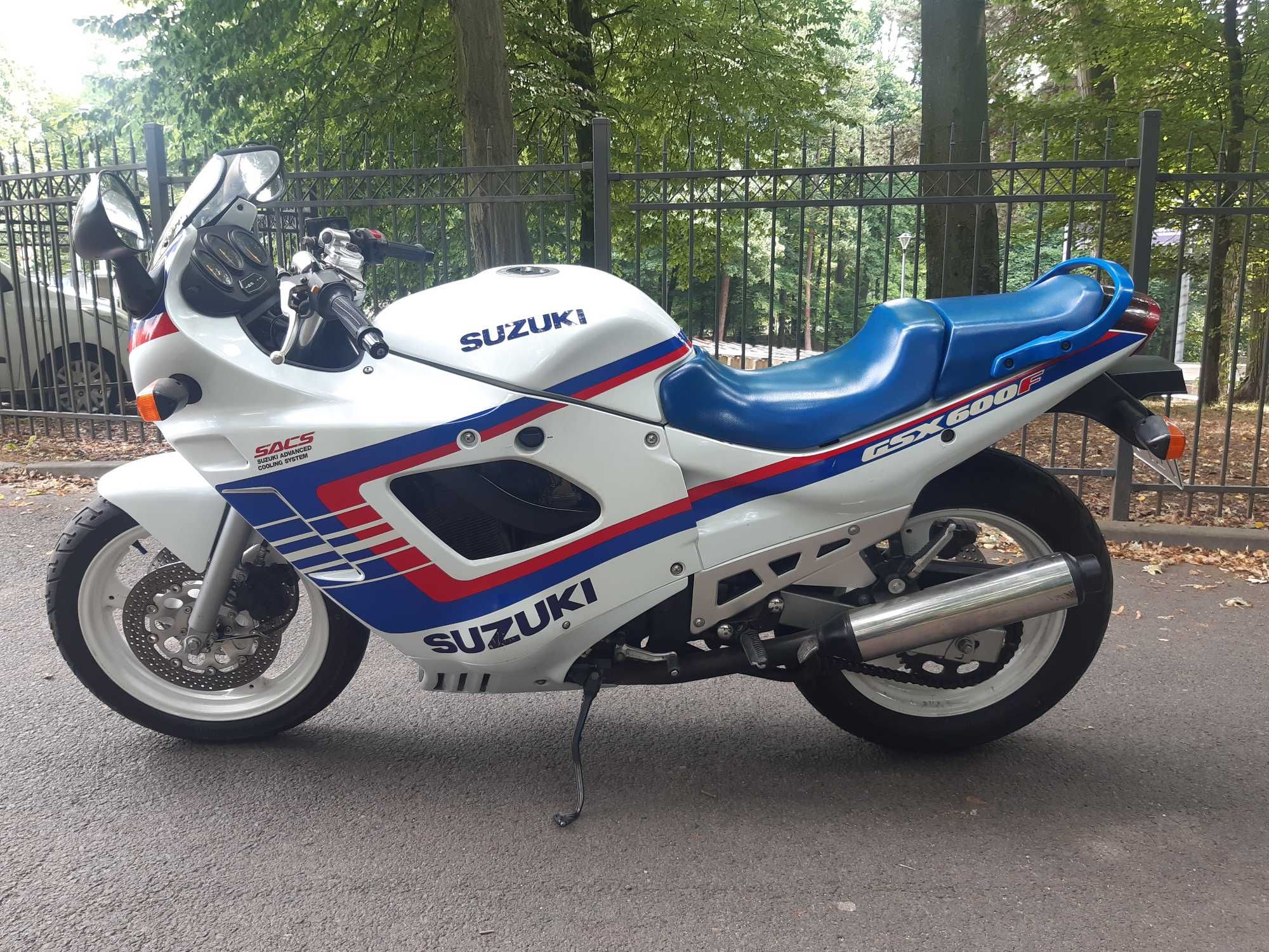 Suzuki GSX 600F Katana stan kolekcjonerski