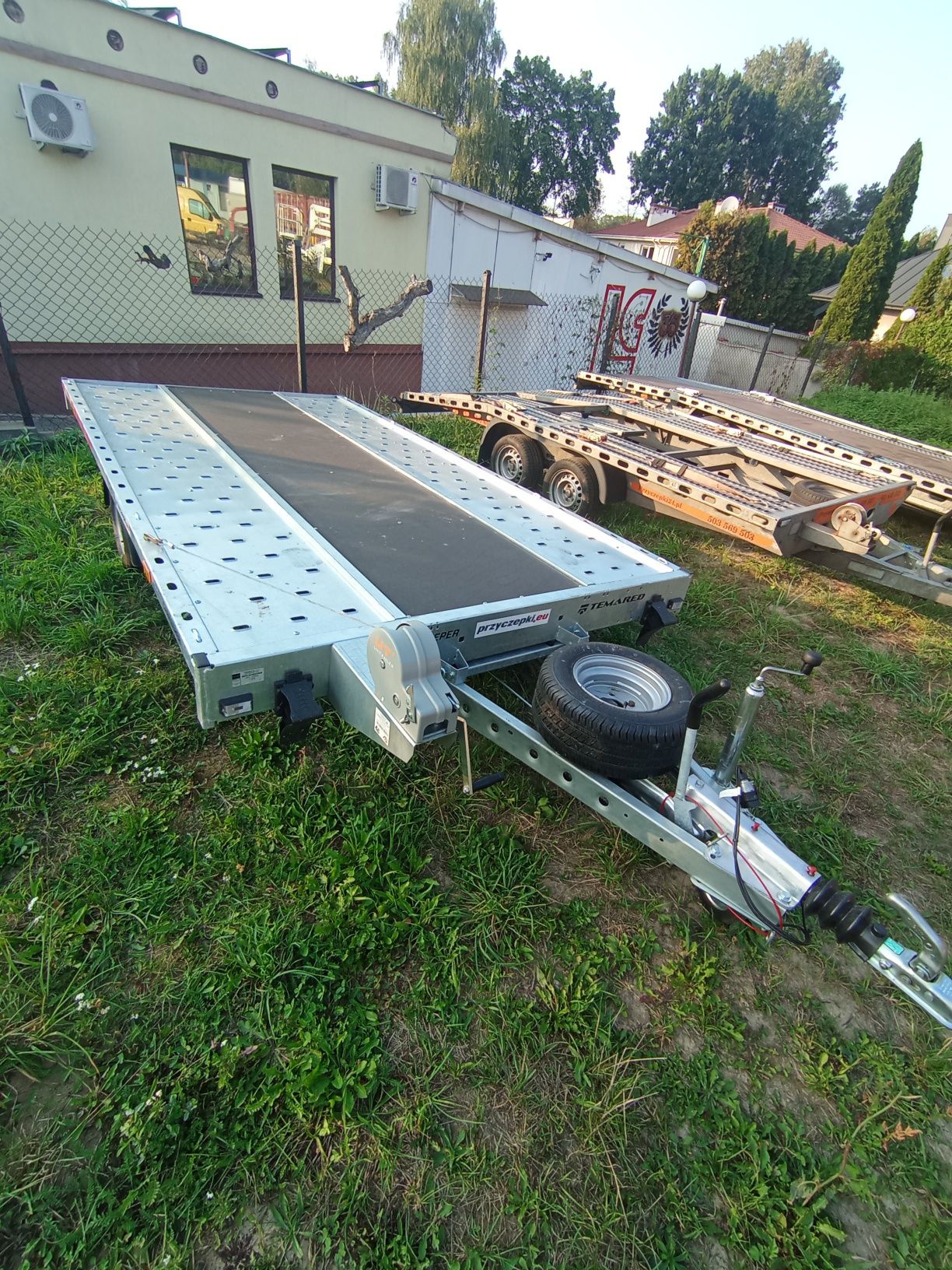 Wypożyczalnia przyczep i lawet wynajem lawety i przyczepy W-wa Bielany