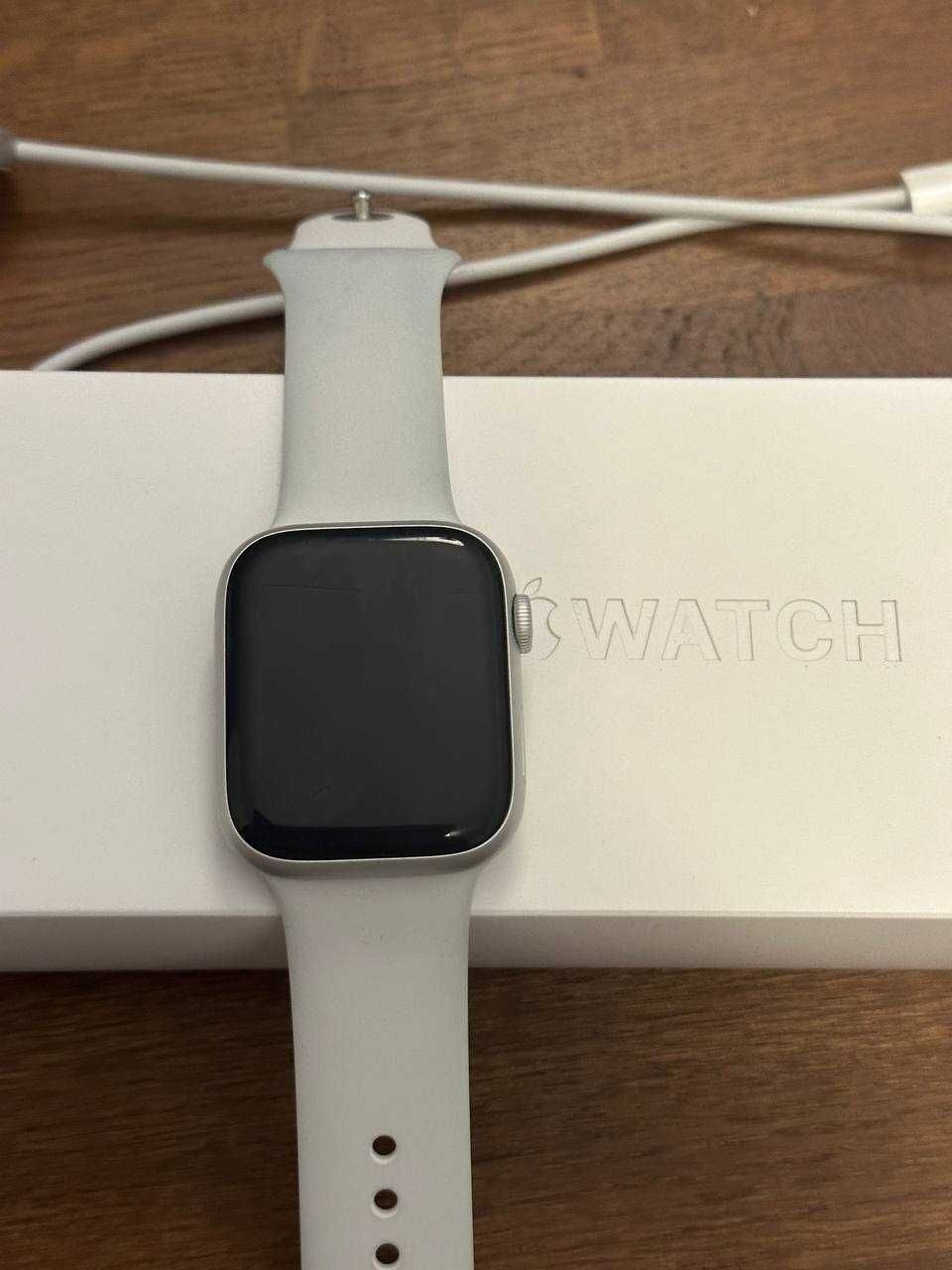 Apple Watch Series 8 45mm