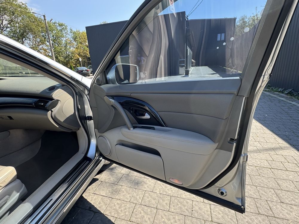 Продам Honda Legend
