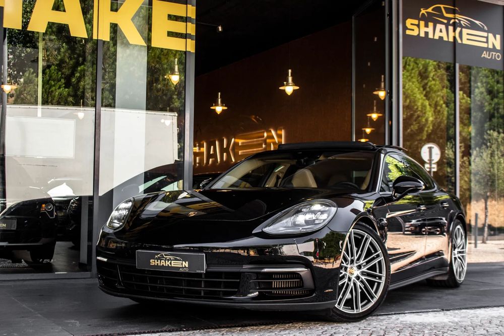 Porsche Panamera 4 E-Hybrid