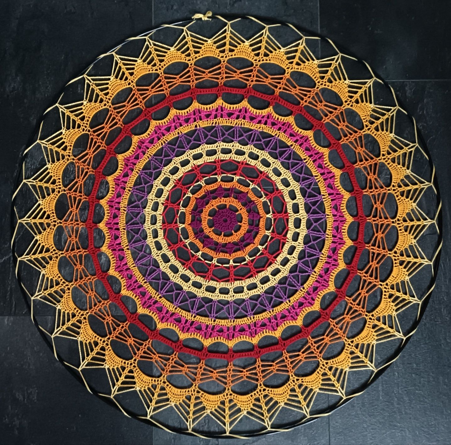 Szydełkowa mandala - rękodzieło