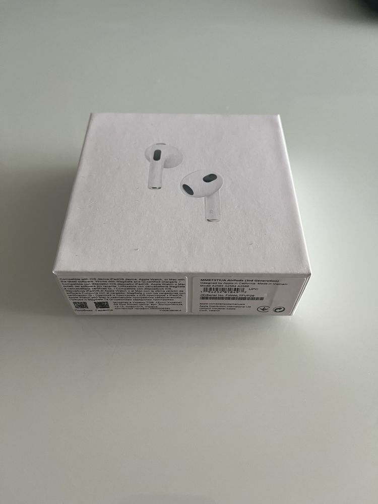 AirPods 3 навушники