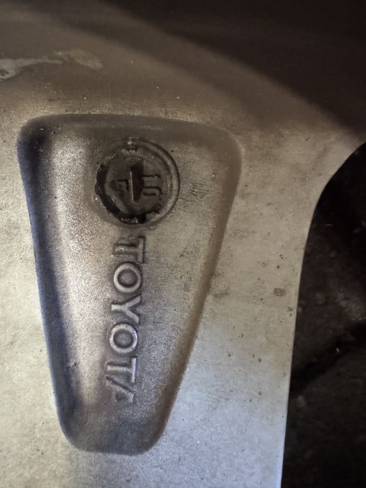 Koła z oponami Toyota Rav 4 i inne 17x7J