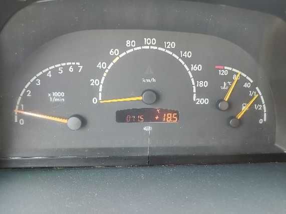 Mersedes Vito 2002r.