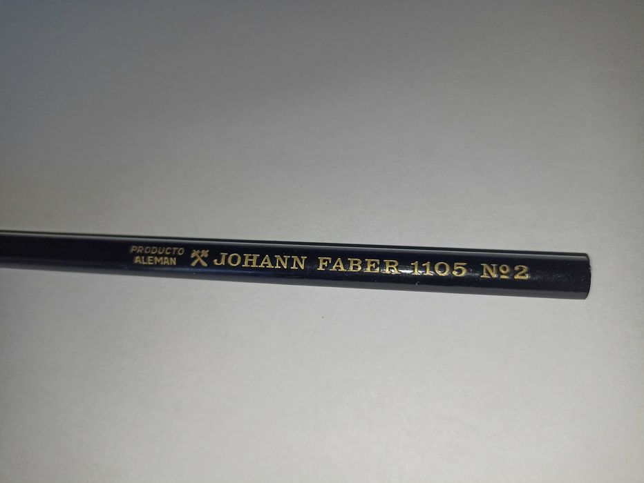 Blisko stuletni, kolekcjonerski ołówek Johann Faber 1105 No2.