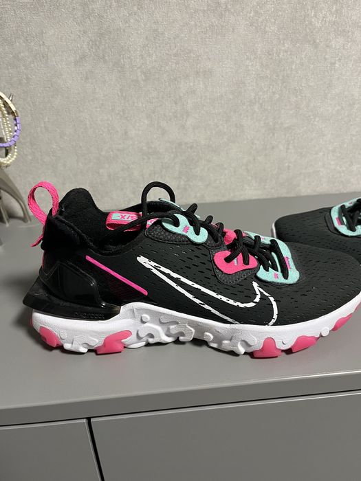 Кросівки жіночі Nike Nsw React Vision Black