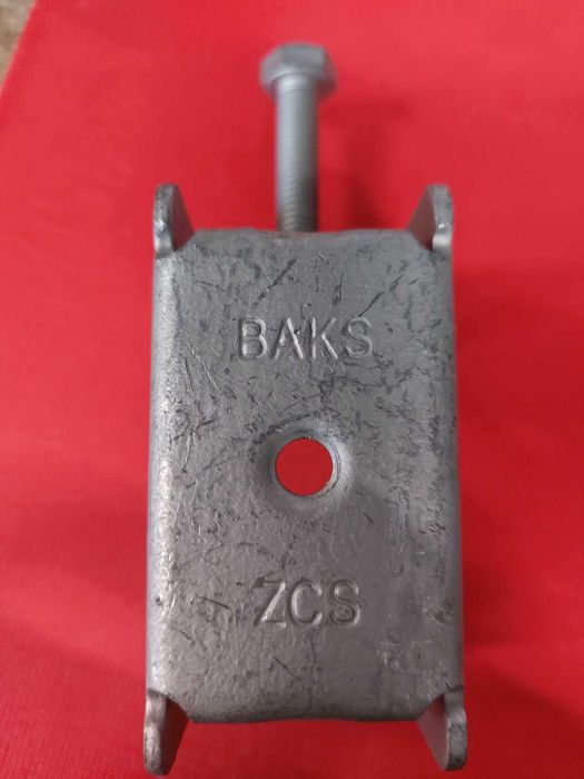 Zacisk Uchwyt ZC na dwuteownik / kątownik do nabijania 752300 BAKS
