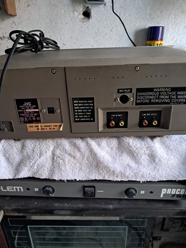 Magnetofon JVC kasete deck