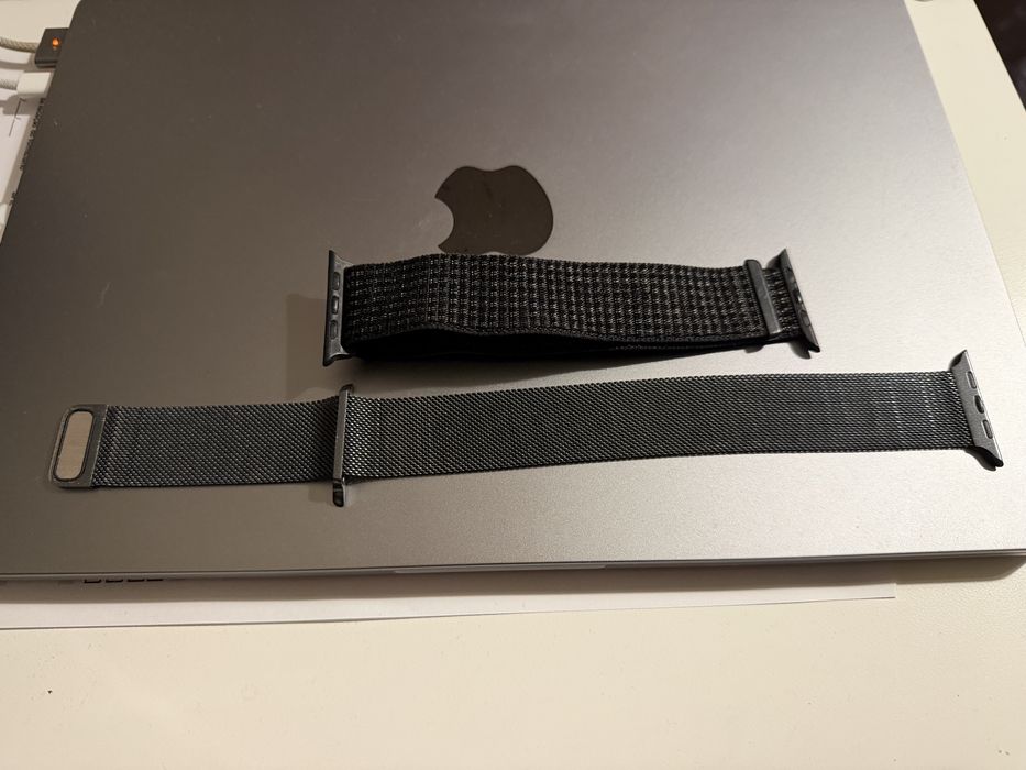 Braceletes Apple Watch e capas iphone