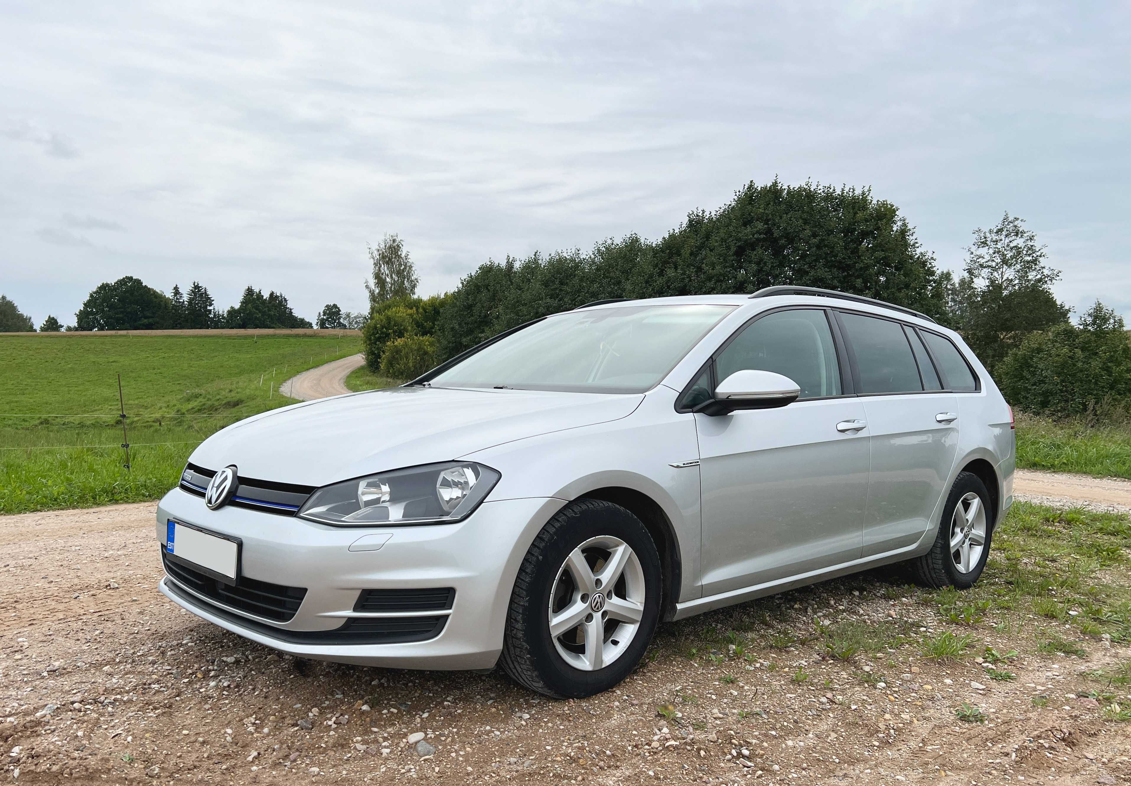 Продам Volkswagen Golf BluMotion