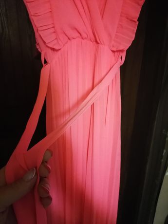Długa sukienka neonowa
