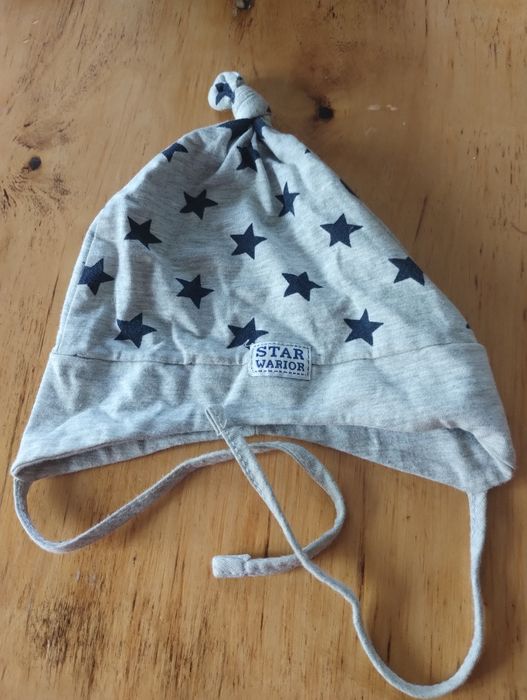 Czapeczka niemowlęca