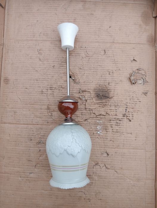 Starej produkcji Lampa wisząca PRL NOWA  Rarytas wystrój wnętrza PRL