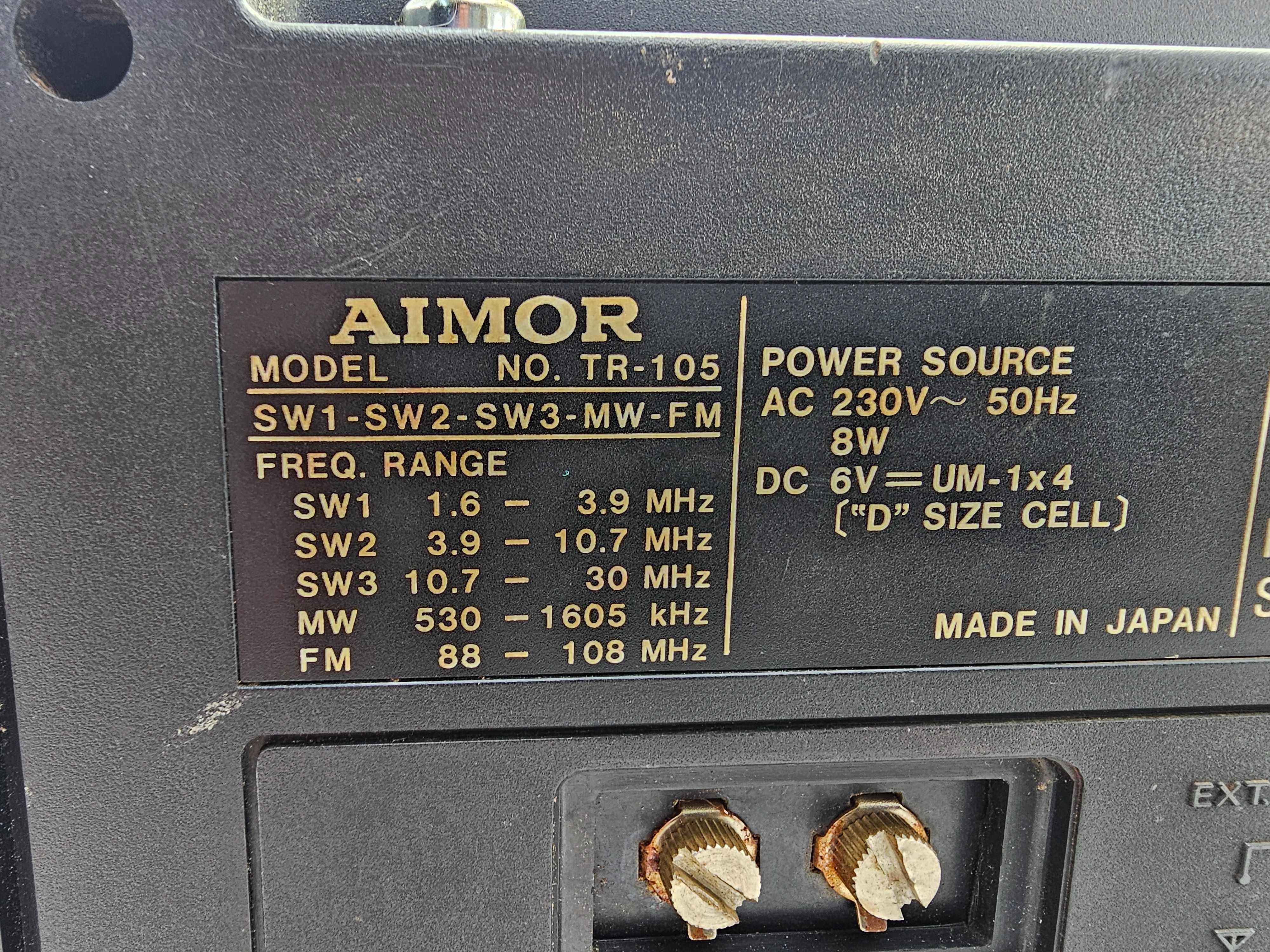 RÁDIO VINTAGE marca AIMOR com banda FM, AM, e SW
