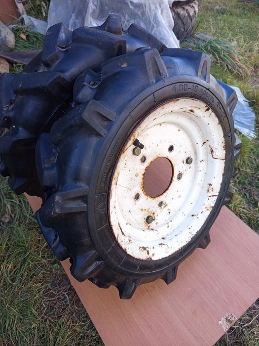 Колеса резинові ялинка 4*10 мотоблок мотокультиватор культиватор фреза