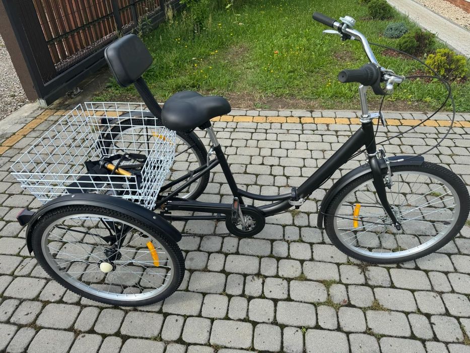 Rower trzykołowy z oparciem