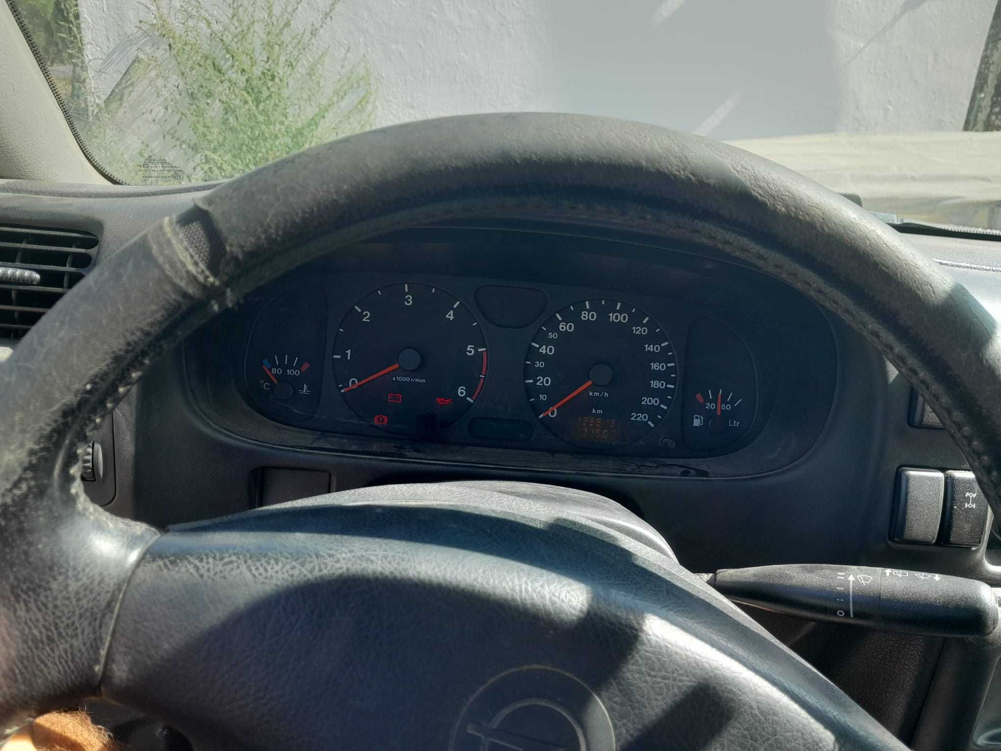 Opel Frontera - 2000 2.2 Diesel 85CV