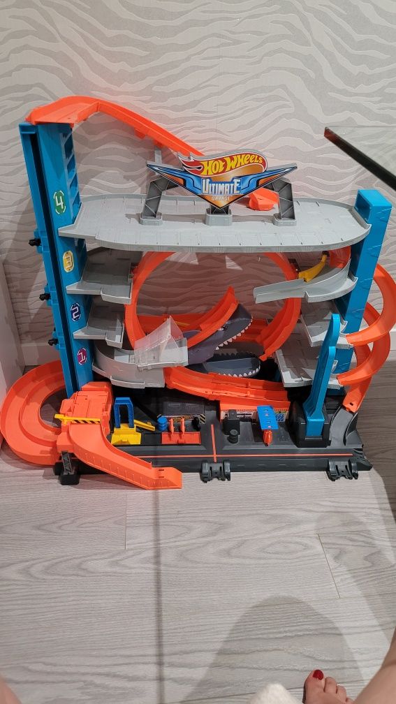 Pista do tubarão da Hotwheels
