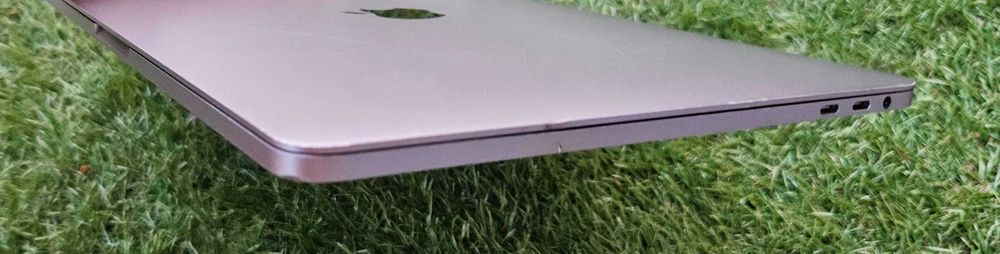 Apple MacBook Pro retina 13" A1989, Intel i5, 8/256GB Sprawny