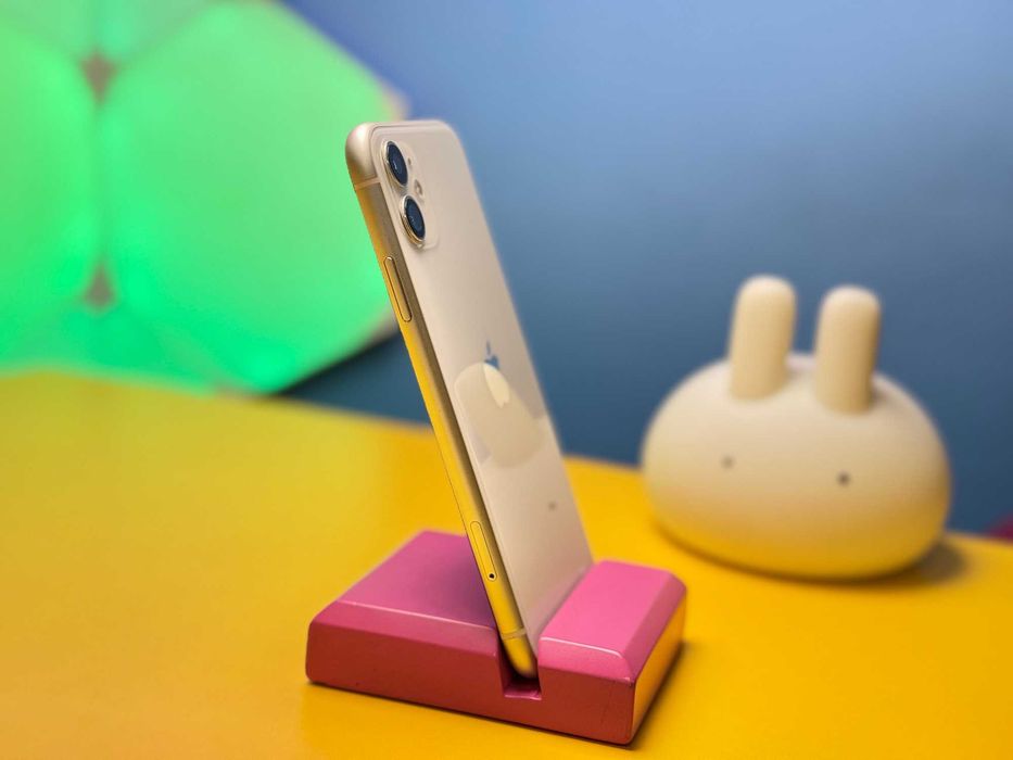 Смартфон Apple iPhone 11 64GB White (149673) Б/У З ГАРАНТІЄЮ